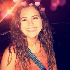 Meet your Posher, Celine